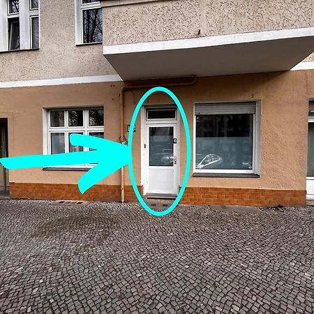 Massagesessel, King-Sized Bed, Billardtisch, 2 Couches Apartment Берлин Екстериор снимка